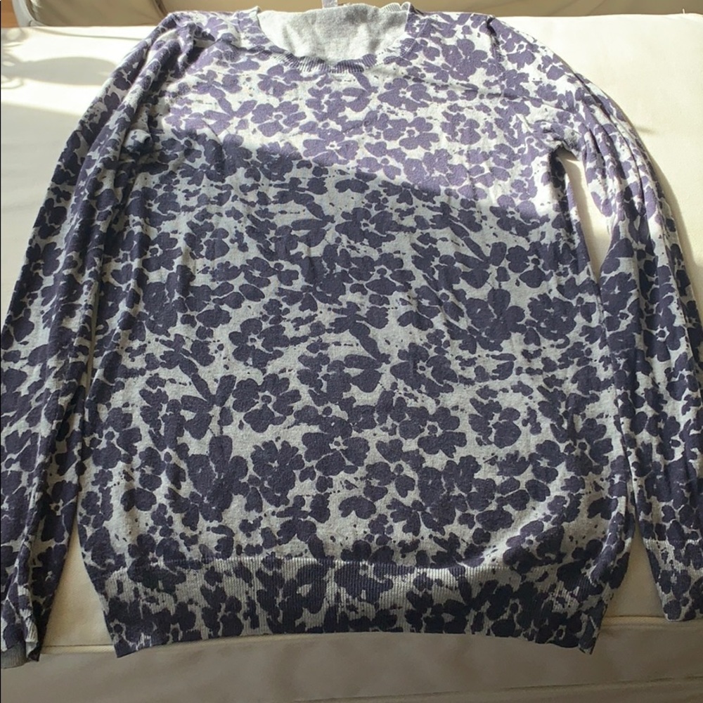 Lightweight long sleeve top